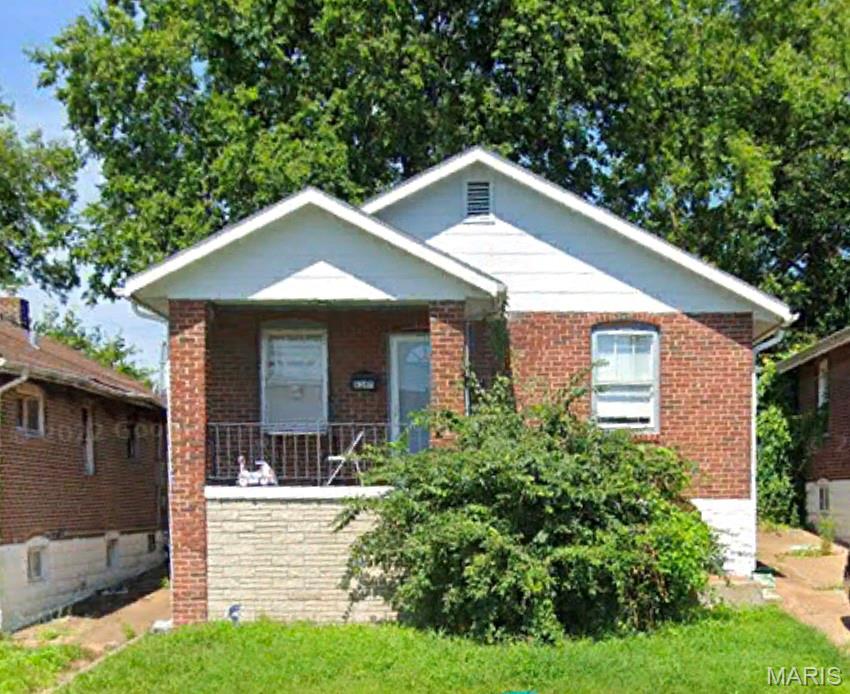 This brick bungalow will be a rock-solid performer in your portfolio!  It features 750 sf of living space with two beds, one bath, living room, dining room, eat-in kitchen - freshly renovated before the current tenant moved in. In the basement you’ll find storage space, laundry hookups, mostly PVC stack, updated electric panel, electric water heater, and gas furnace. Parking is plentiful with a detached 1-car garage, driveway, and on-street parking. The entire sewer lateral was replaced from under the foundation out to the main in 2026, adding to your peace of mind.  Close to restaurants and shopping, and Norwood Hills Country Club. Tenant occupied, so no showings without an accepted offer (contingent on viewing, of course); current lease is through 4/30/27.  Do not walk the property or disturb the tenant, please.  Tenant is up to date and pays $1,150 per month = $13,800 gross annual income.  Taxes, insurance, sewer, and maintenance clock in at $3,686, resulting in an NOI of $10,114 – a 13.49% cap rate at asking price.  May be sold with 3512 West Pl (MLS ID: 26060263) and 10169 Imperial (MLS ID: 26060202) if desired.
