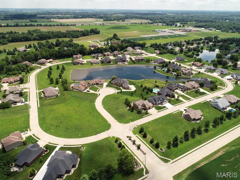 Arbor Lake - Land