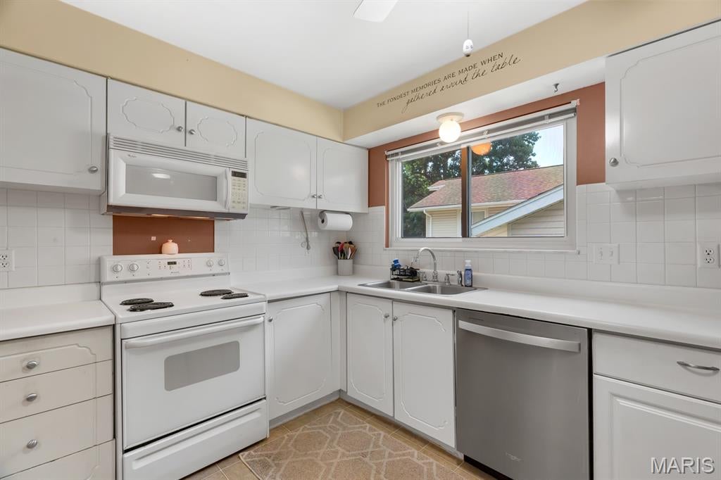 Country Place 12 - Residential