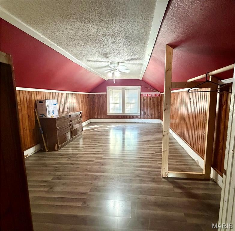 Houcks 1st Add - Residential