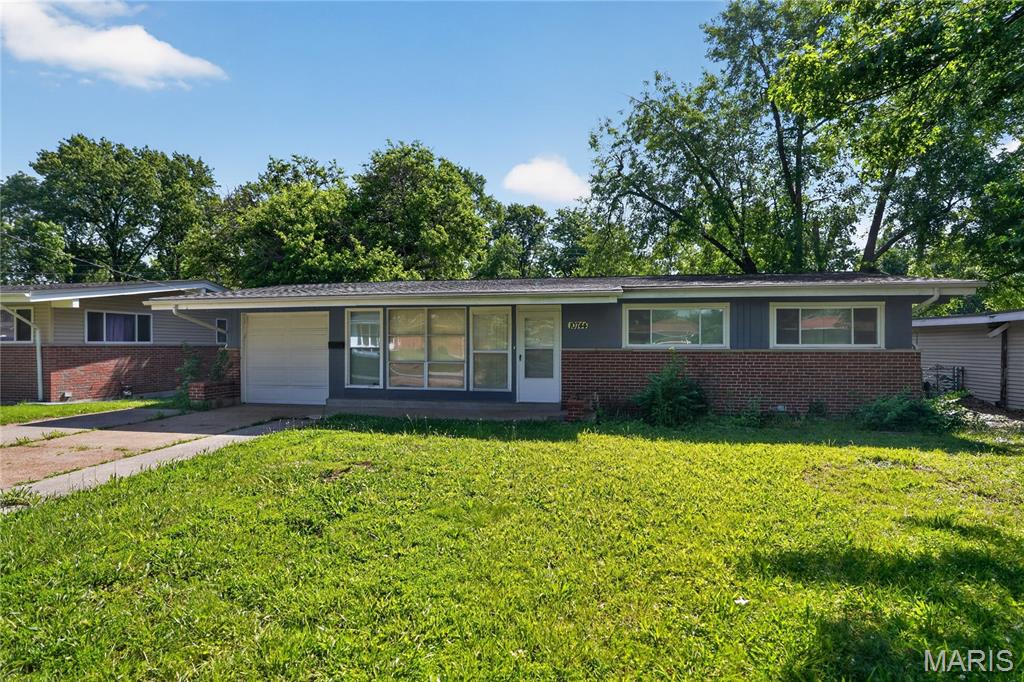 Hathaway Manor - Residential