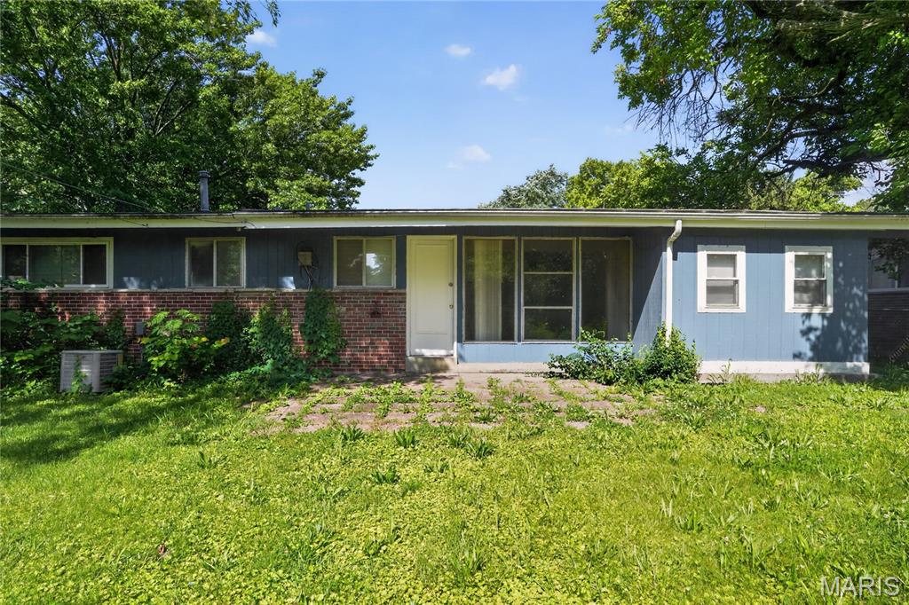 Welcome to 10744 Hallstead Dr, St. Louis, MO 63136, a well-situated 3 bed, 2 bath 1189 sqft single-family residence located in the established Hazelwood area of North St. Louis County. This home offers a practical and functional layout typical of classic, raised ranch-style design, providing comfortable living spaces with a straightforward floor plan suited for everyday living and a basement for additional storage needs. The property sits on a residential street with mature surroundings and convenient access to nearby schools, parks, shopping, and major commuter routes, making daily travel and amenities easily accessible.

The home is located within an area known for its long-standing residential character and accessibility to key North County destinations, including retail corridors and employment centers.