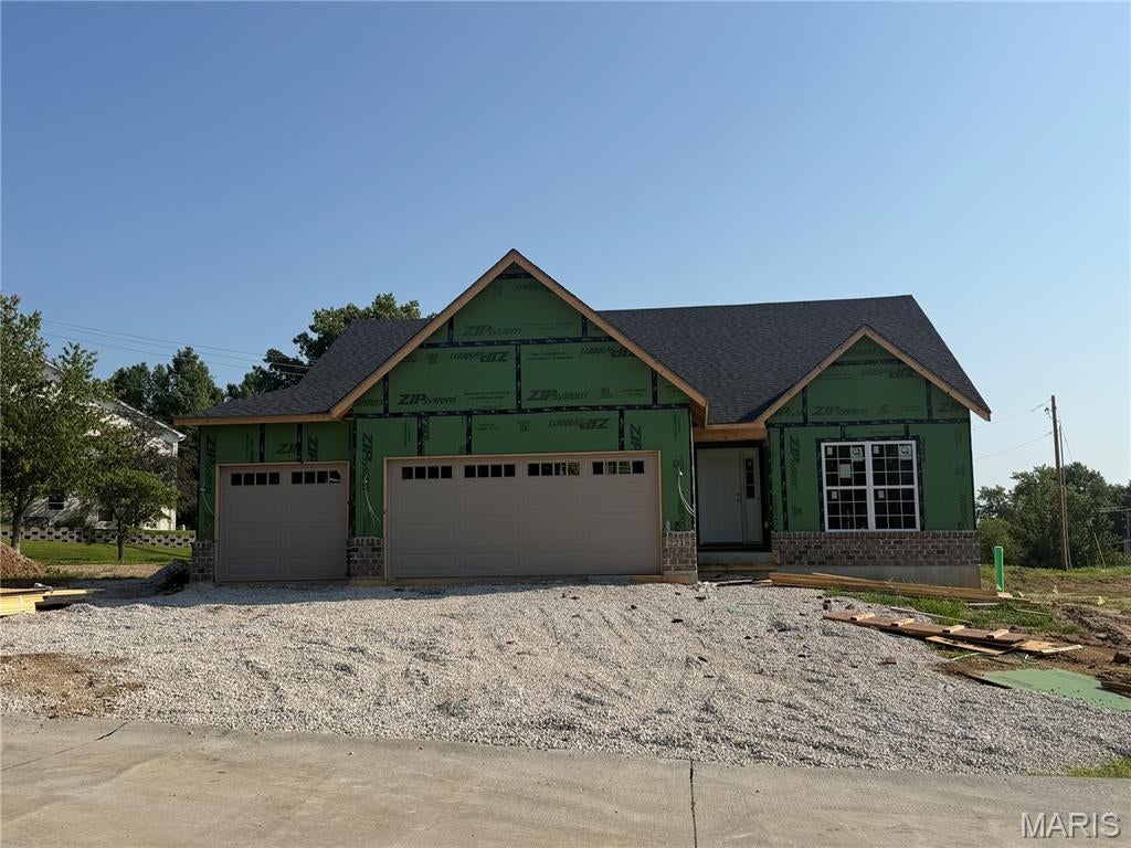 New Home by Flower and Fendler. Home under construction and expected to be completed by early November. Don’t miss your opportunity to have this 3 bed, 2 bath home with volume ceiling great for entertaining.