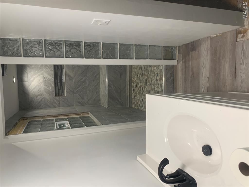 Seven Hills 1 - Residential