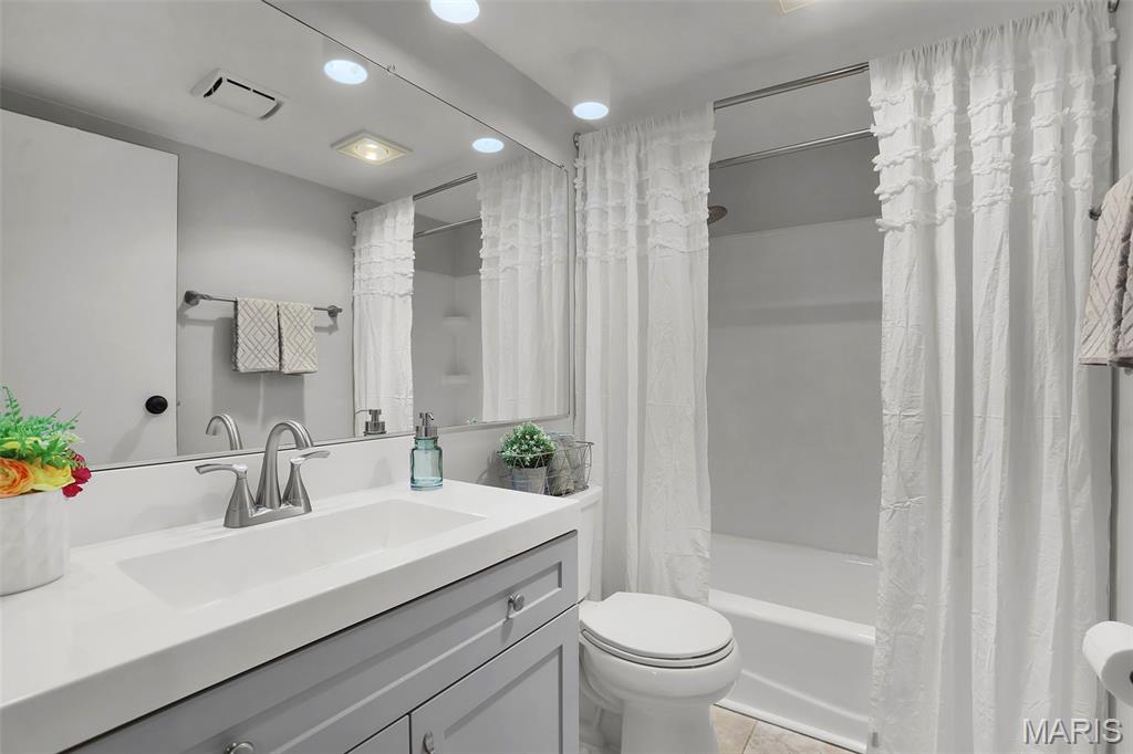 Country Mdws 2nd Add - Residential