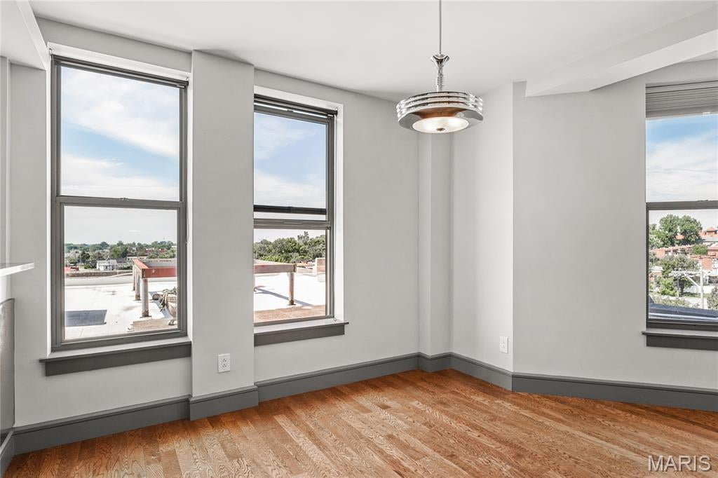 South Side Tower Condo - Residential