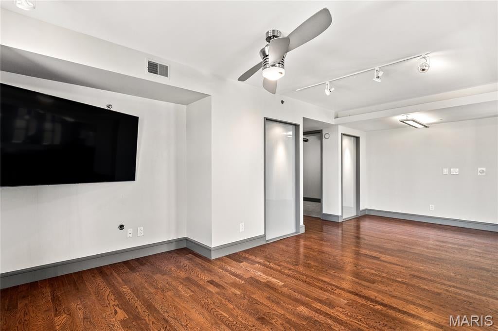 South Side Tower Condo - Residential