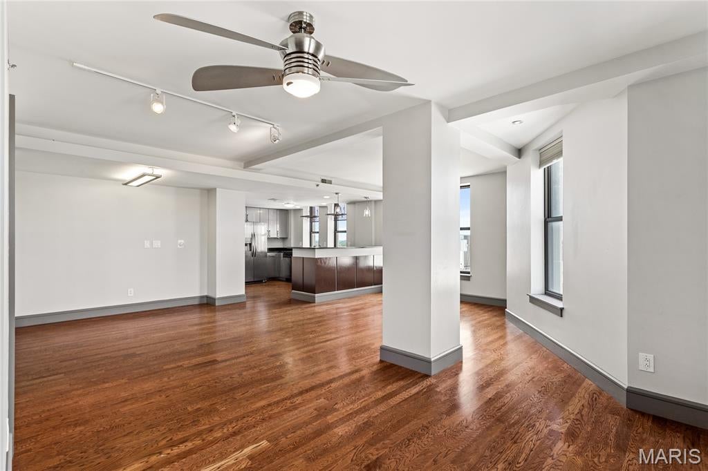 South Side Tower Condo - Residential