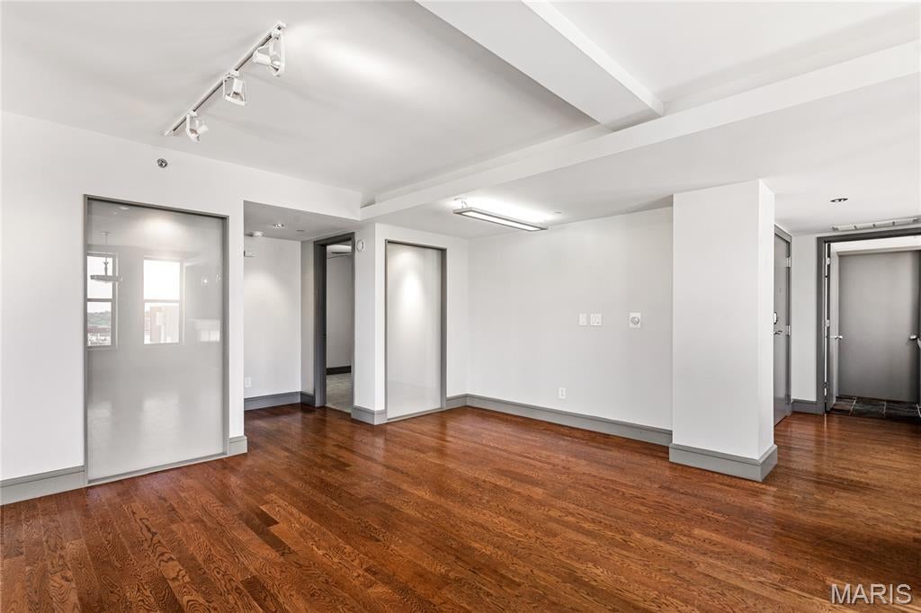 South Side Tower Condo - Residential