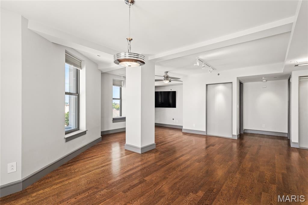 South Side Tower Condo - Residential