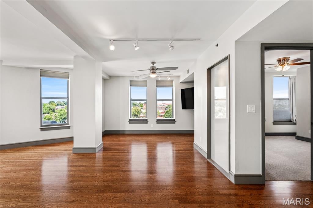 South Side Tower Condo - Residential