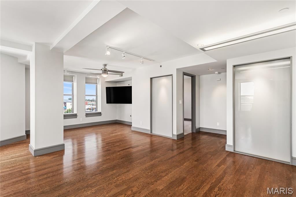 South Side Tower Condo - Residential