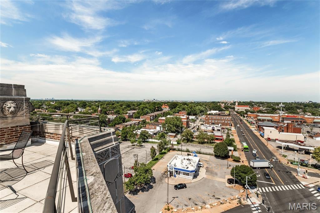South Side Tower Condo - Residential