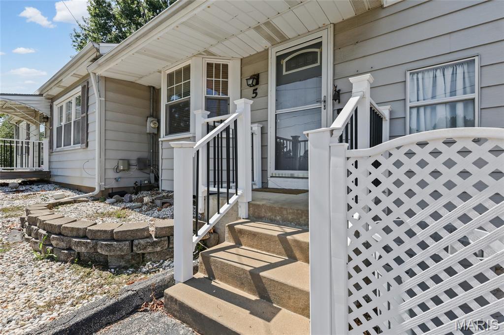 Court Anthony - Residential