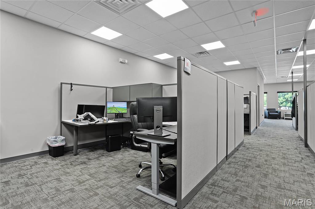 The Orchards Complex - Commercial Lease