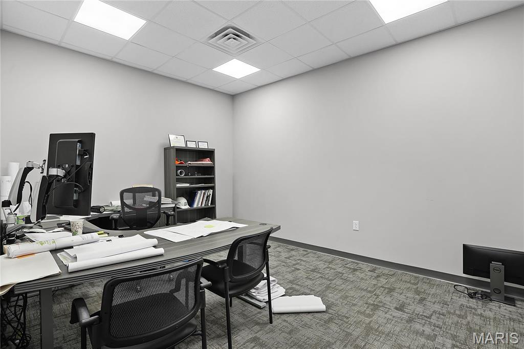 The Orchards Complex - Commercial Lease