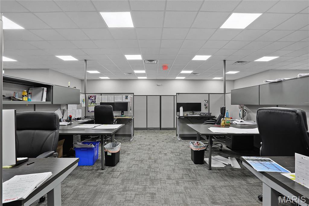 The Orchards Complex - Commercial Lease