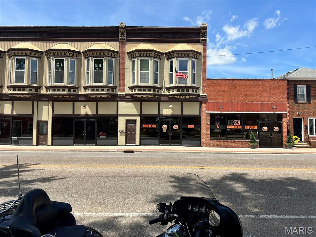 Litchfield - Commercial Sale