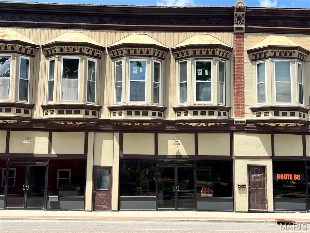 Litchfield - Commercial Sale