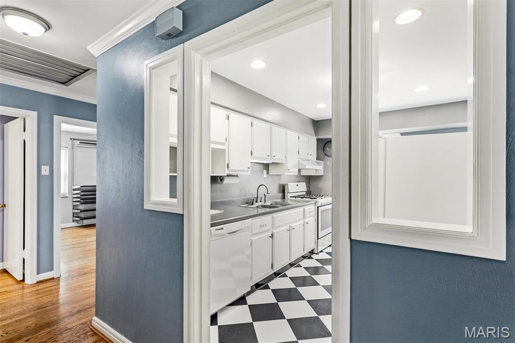 Glen Oaks - Residential