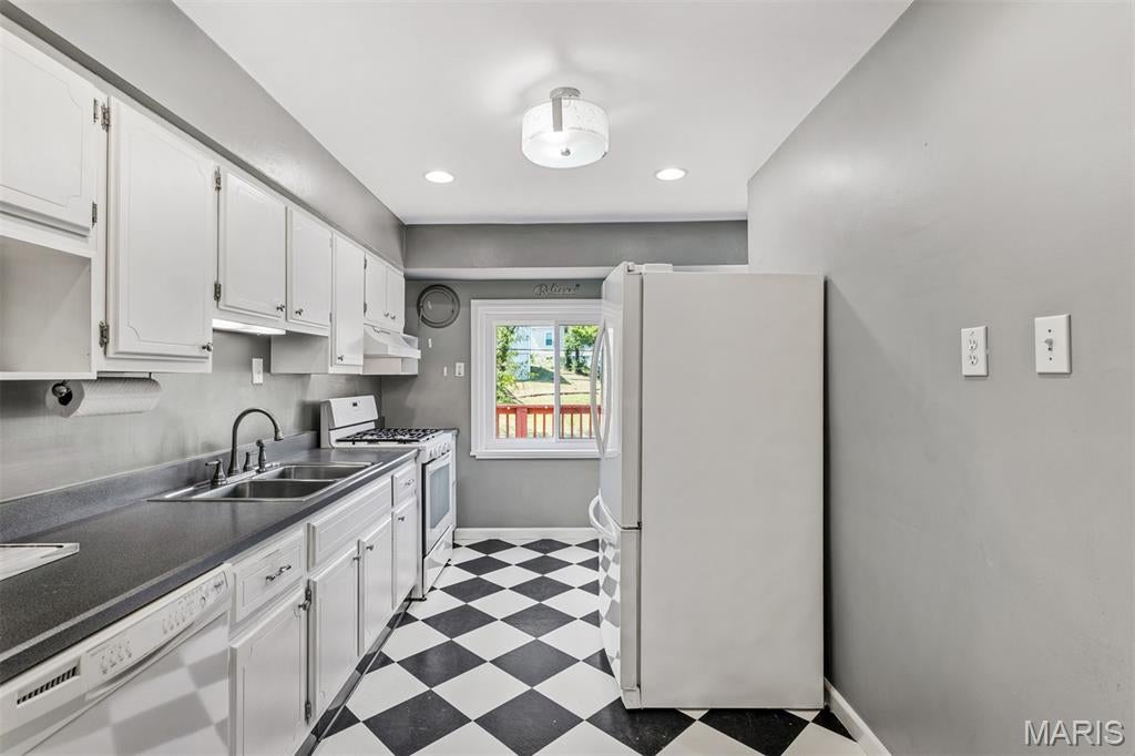Glen Oaks - Residential
