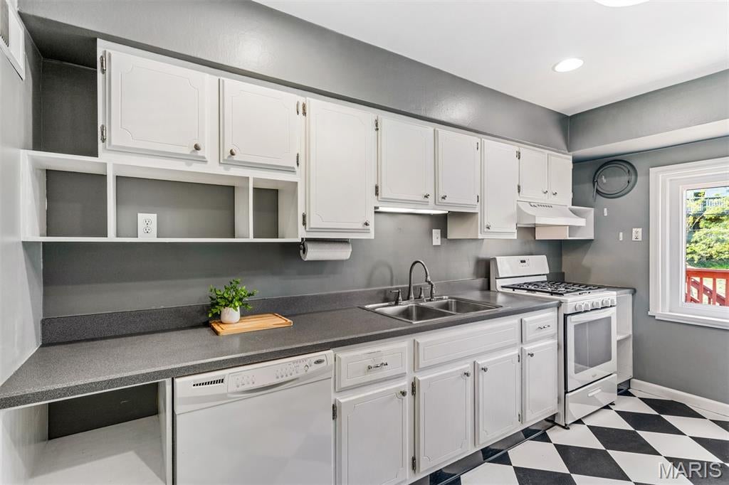 Glen Oaks - Residential