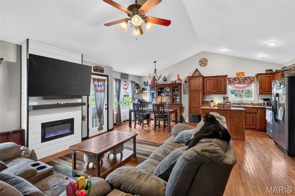 TAYLOR HILLS - Residential