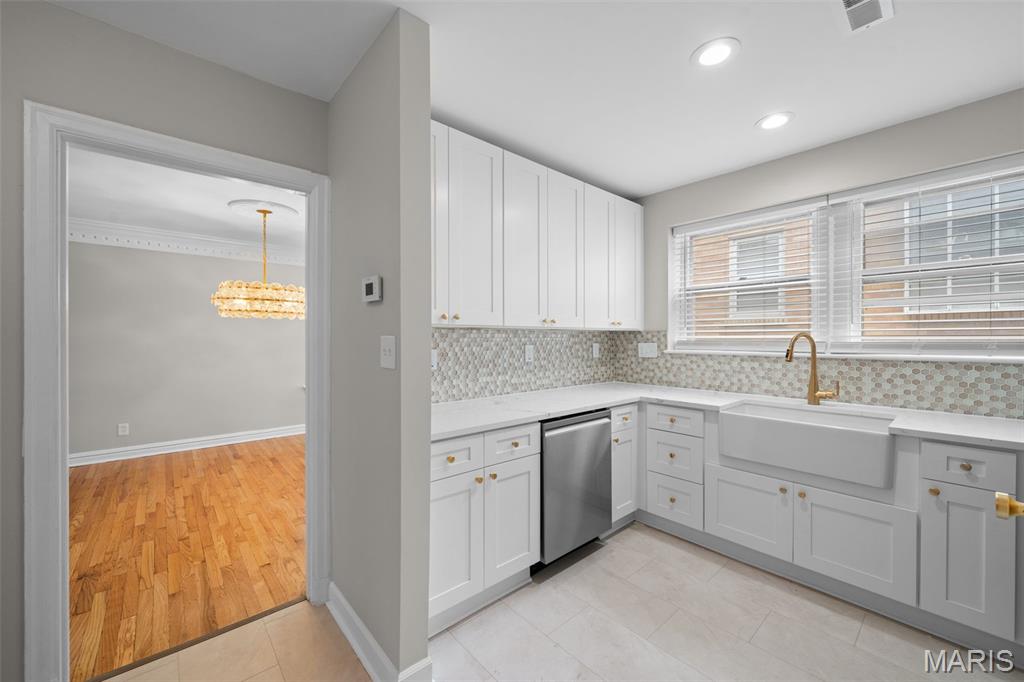 York Place Condo - Residential