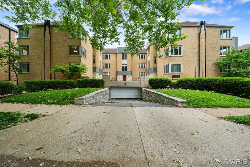 York Place Condo - Residential