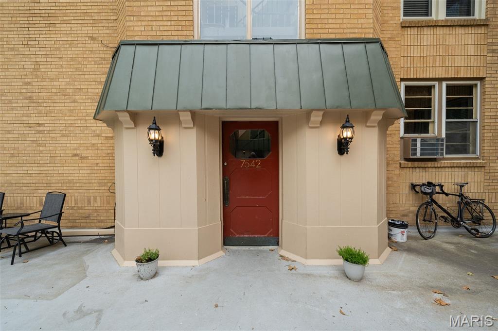York Place Condo - Residential