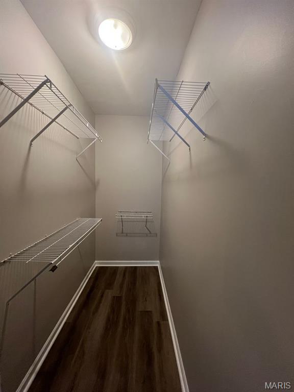 Brookfield Condo Bdy Adj - Residential Lease
