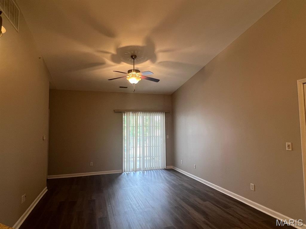 Brookfield Condo Bdy Adj - Residential Lease