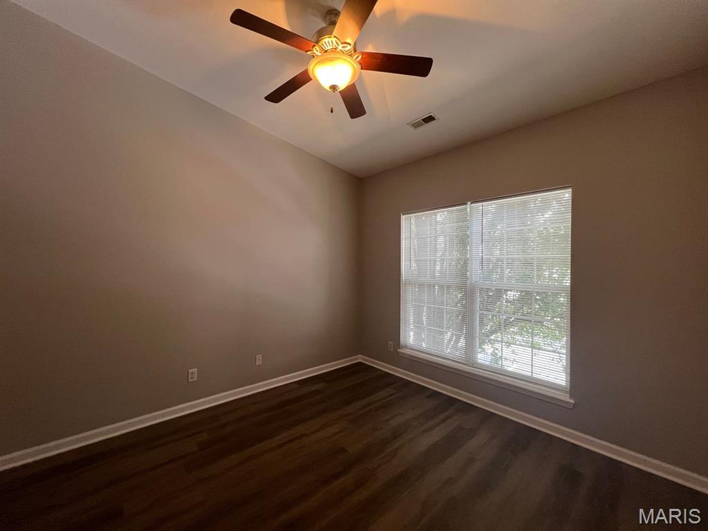 Brookfield Condo Bdy Adj - Residential Lease
