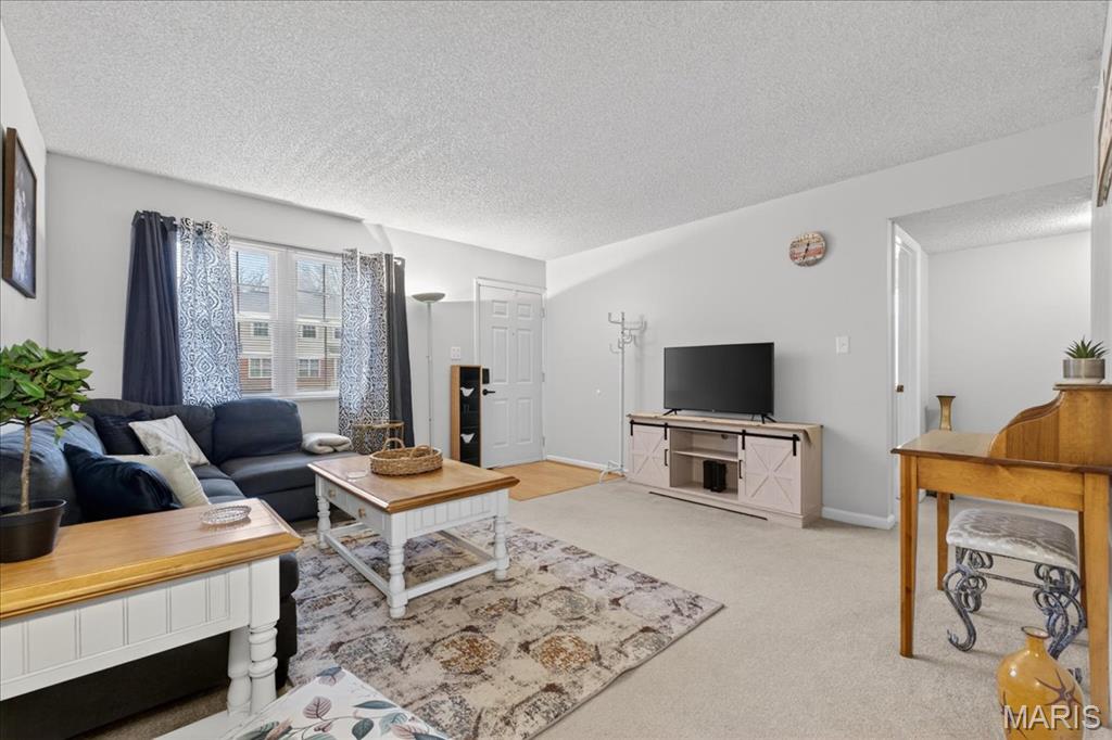 Brentwood Forest Condo Ph Five - Residential