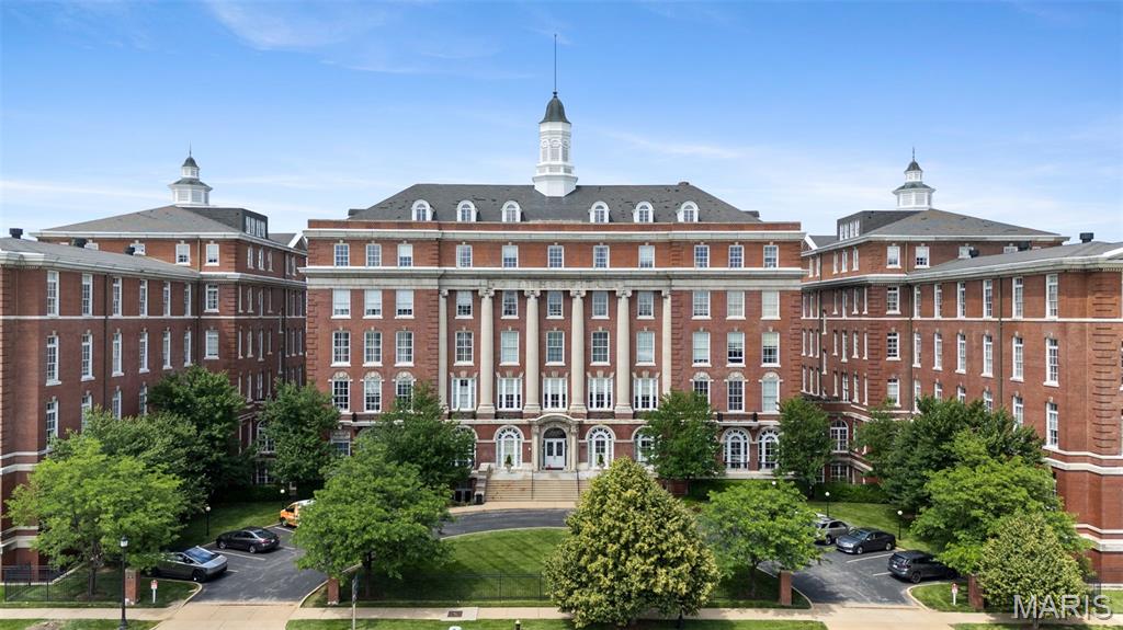 Excellent opportunity to own this thoughtfully updated 2-bedroom, 2-bath condo in a historic St. Louis building. Featuring ALL NEW kitchen appliances and an ideal open layout for entertaining and hosting guests, this ground floor unit offers both comfort and convenience. The numerous cabinets down the hall entry provide generous amounts of storage. Large windows fill the space with abundant natural light, while direct outdoor access to a wrap-around patio adds to the appeal. It comes with one assigned parking space, and one additional space. Enjoy a walkable lifestyle with nearby Lafayette Park and Soulard just minutes away, plus easy access to major roads and highways for a convenient commute throughout the city.