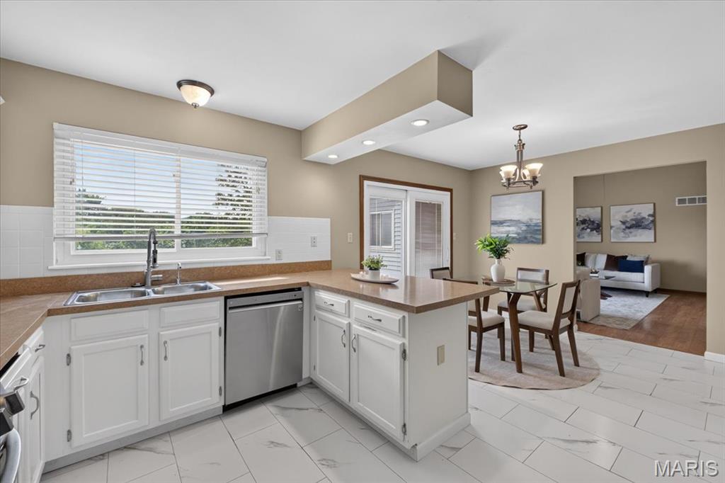 Villages Of Remington Oaks One - Residential