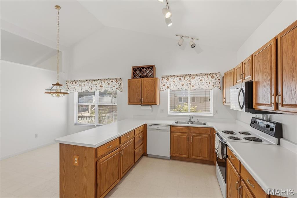 Fox Pointe Ph 03 - Residential