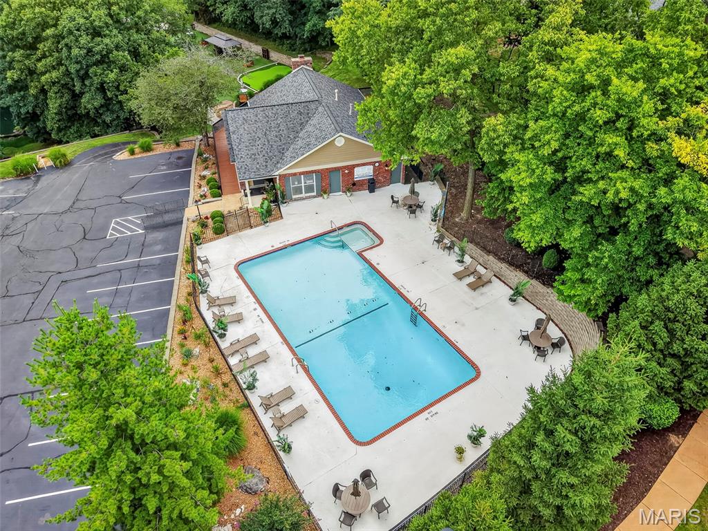 Baywood Villages Condo Ph Three - Residential