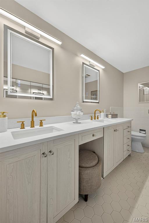 Baywood Villages Condo Ph Three - Residential