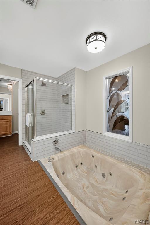 Baywood Villages Condo Ph Three - Residential