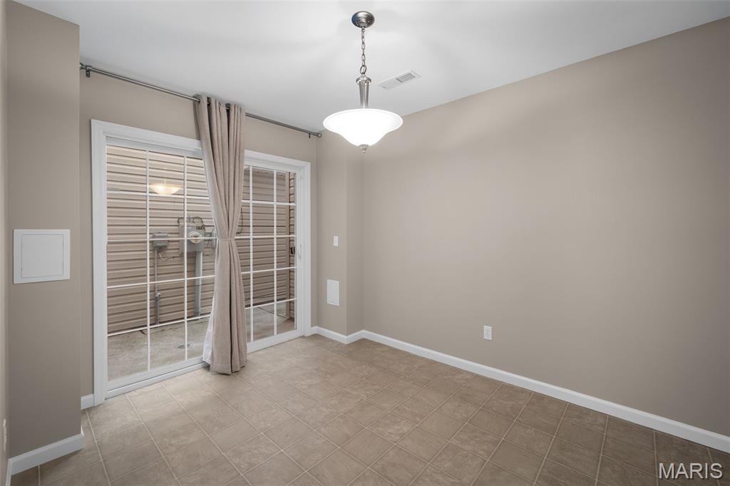 Heritage Pointe #5 - Residential Lease