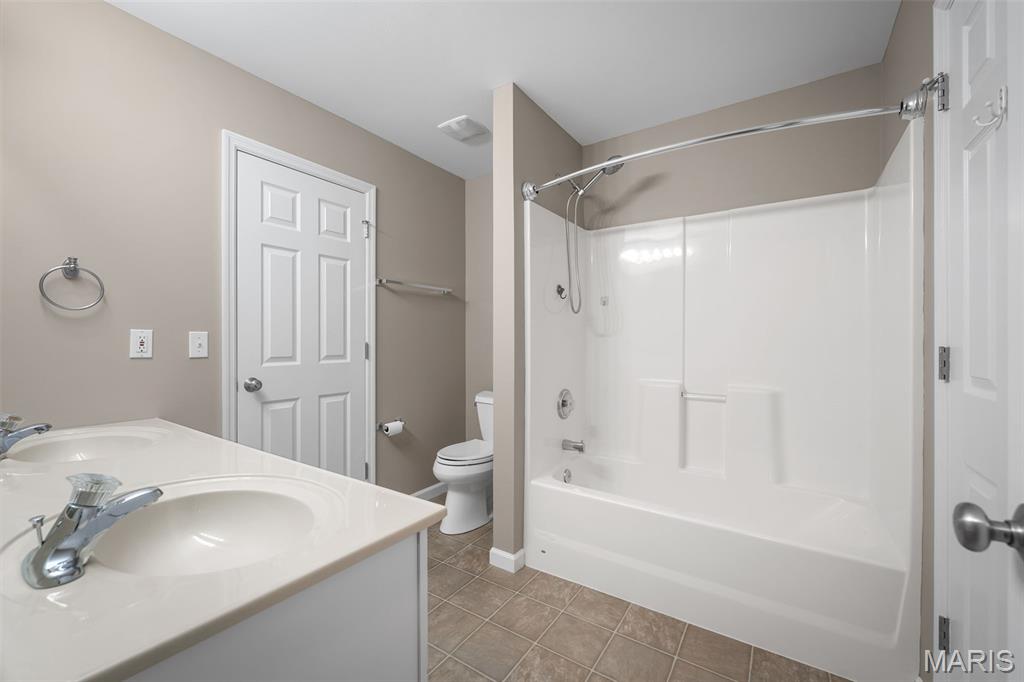 Heritage Pointe #5 - Residential Lease