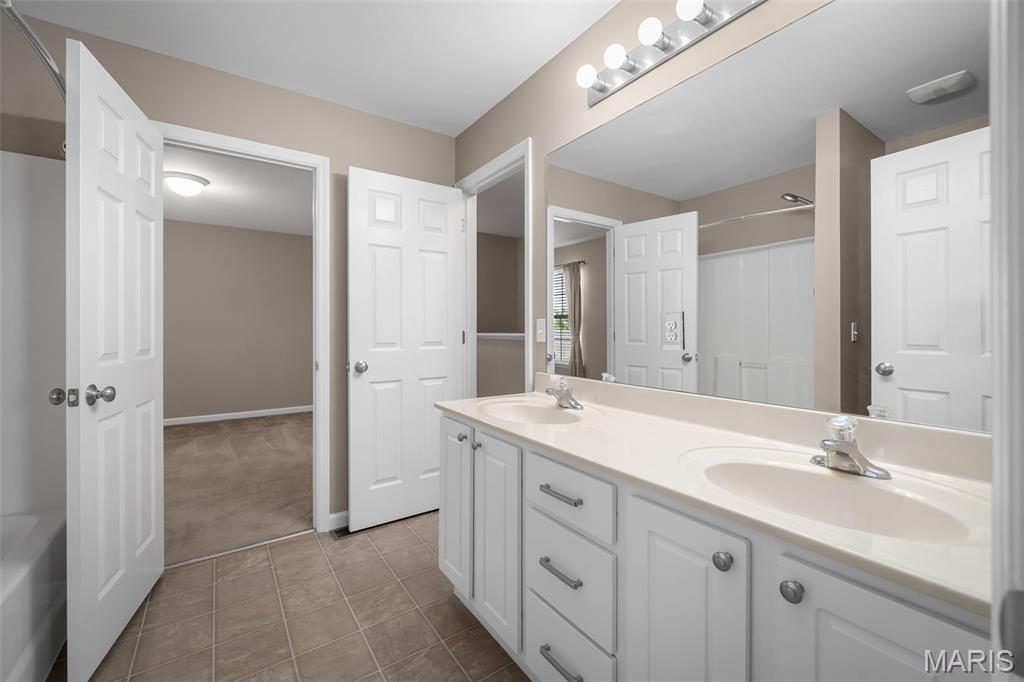 Heritage Pointe #5 - Residential Lease