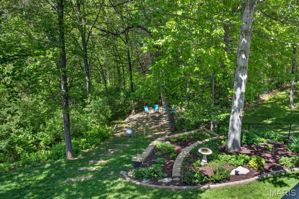 New England Village 6B - Residential
