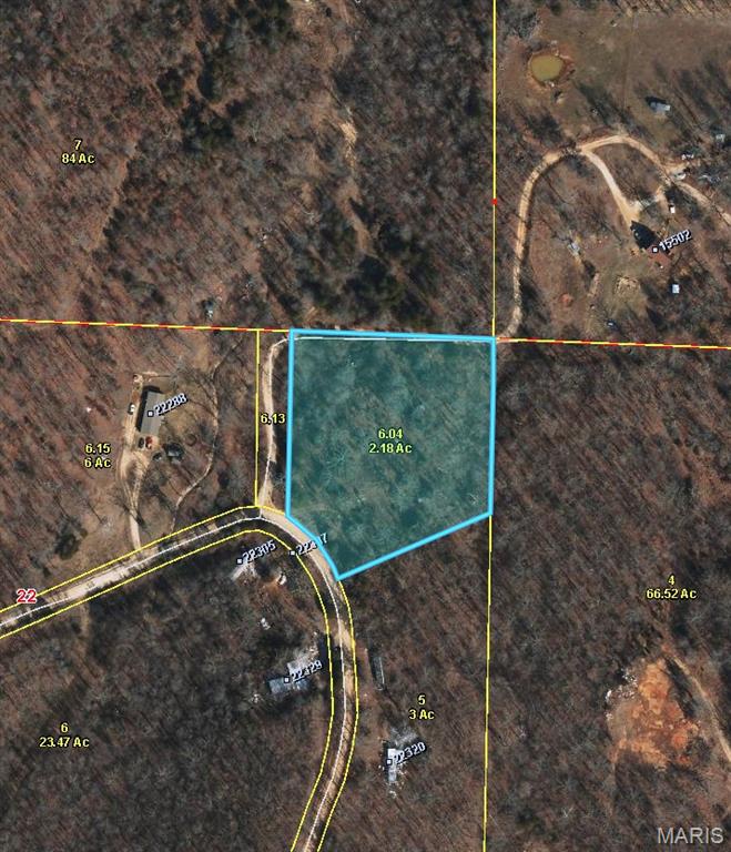 Looking for room to build without feeling boxed in? This 2.18± acre wooded tract offers a private setting just minutes from Fort Leonard Wood, I-44, and all the conveniences of St. Robert. Whether you’re planning a custom home now or investing for the future, this property combines the peace of a larger homesite with an excellent location. Bring your building plans and make it your own.