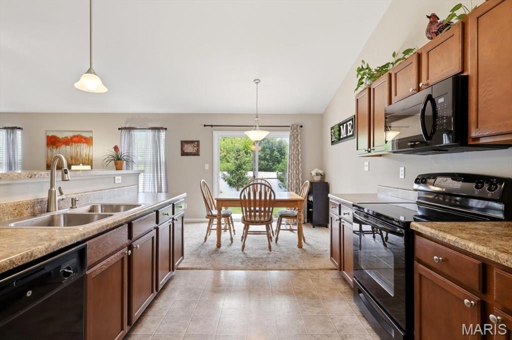 Manors At Columbus Pointe - Residential
