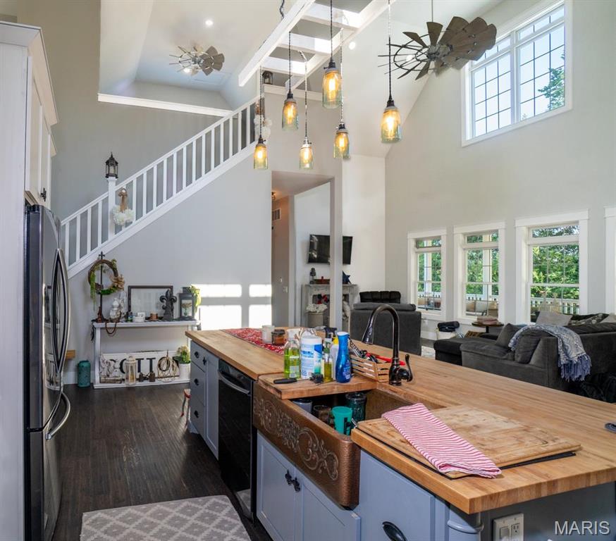 Joyner Estate - Residential