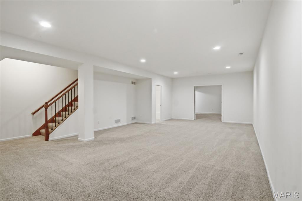Columbia Lakes Iv - Residential
