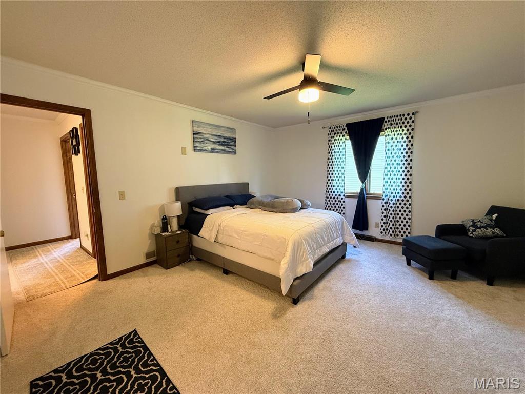 Lincoln Estates Condominiums - Residential