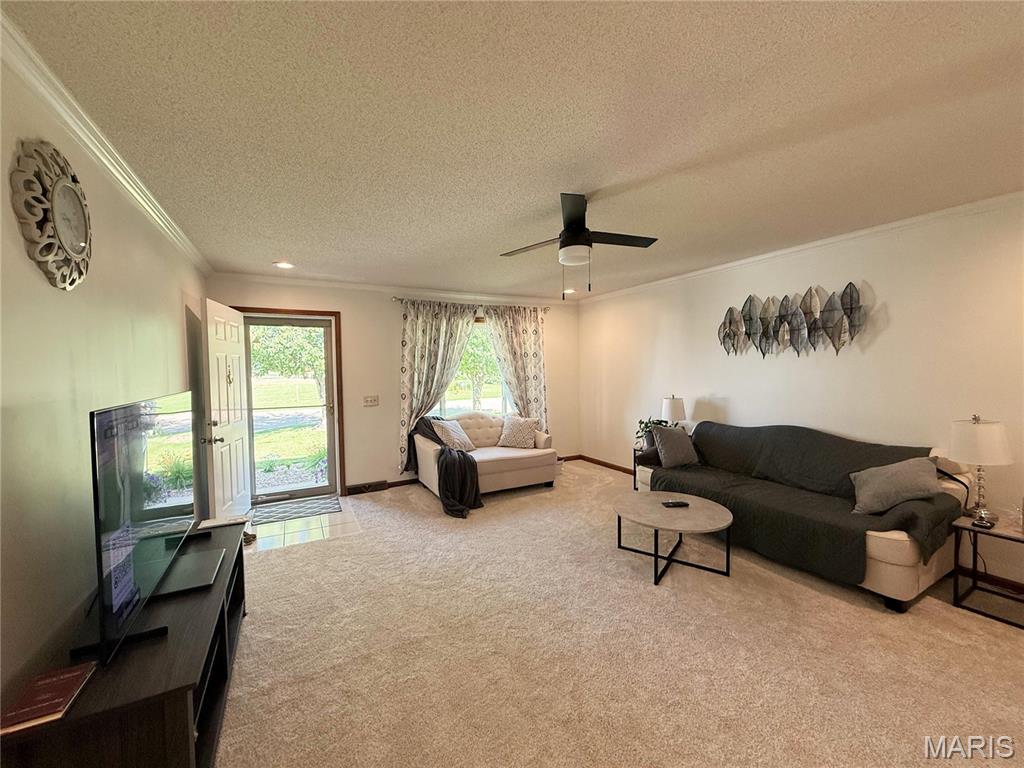 Lincoln Estates Condominiums - Residential